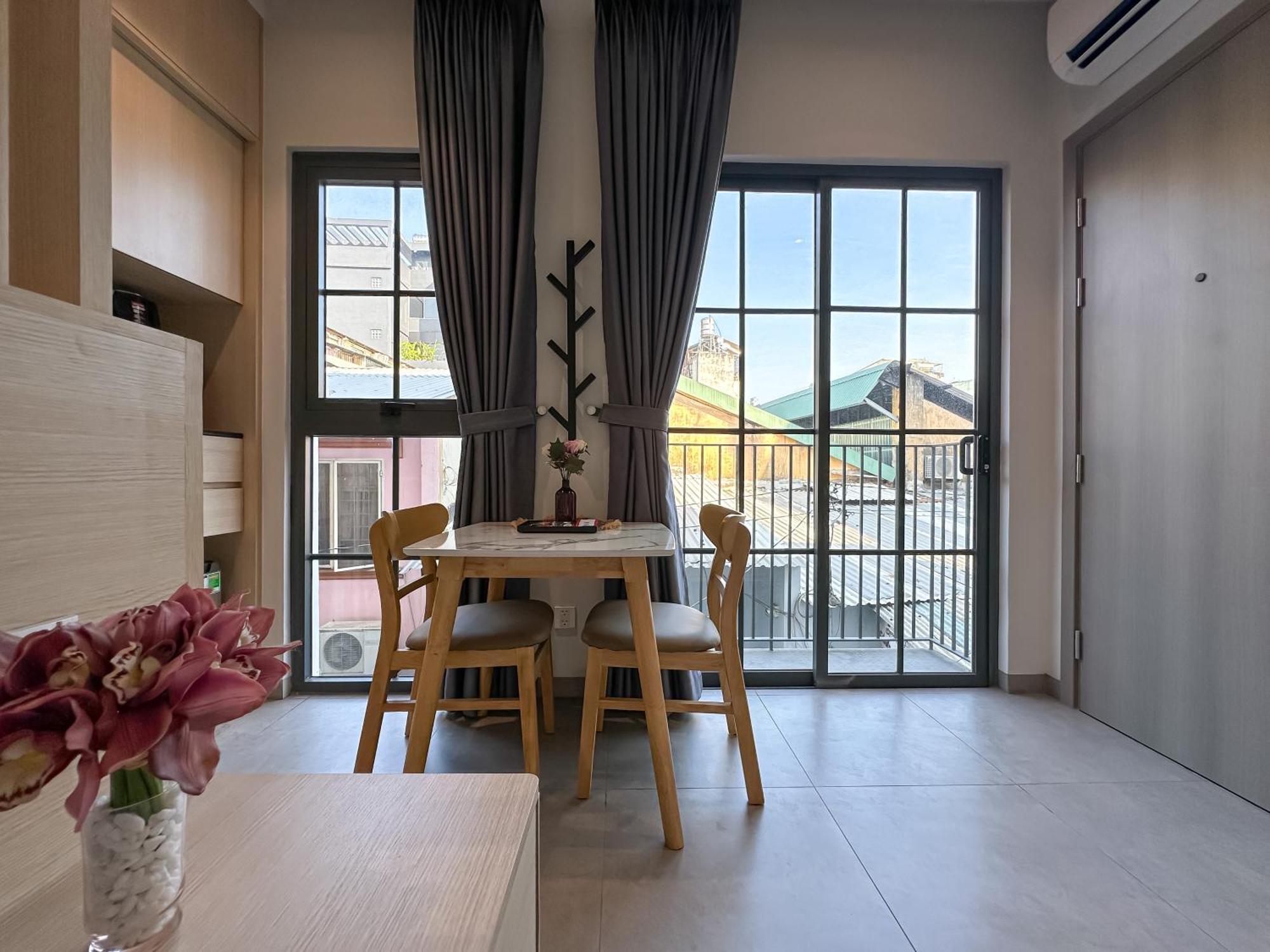 Lyn House Aparthotel