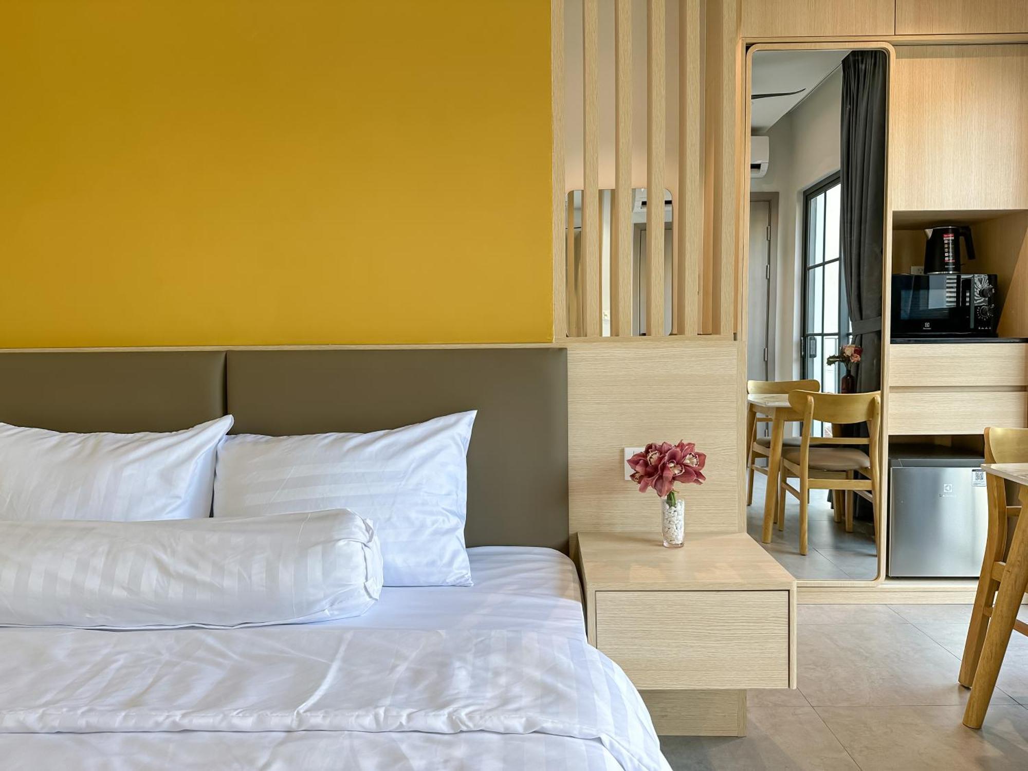 Aparthotel Lyn House *
